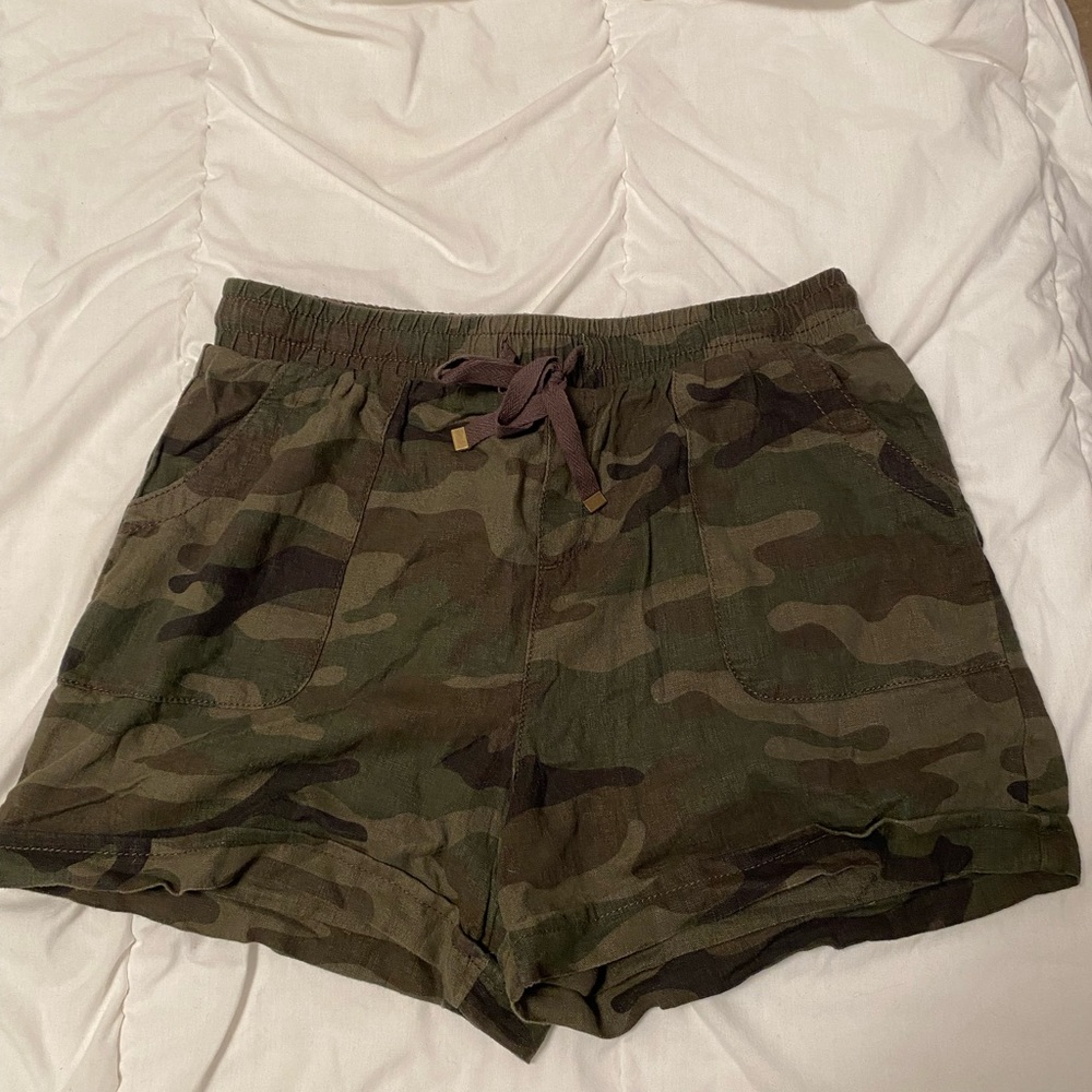 Camo Linen Shorts
